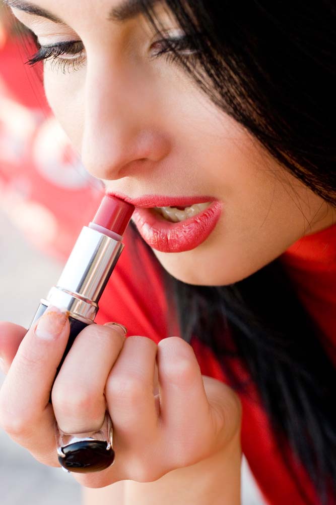 lipstick-is-dangerous