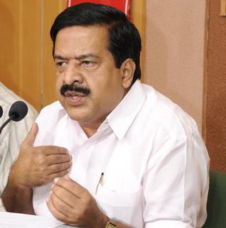 chennithala-lashes-out-at-chandy