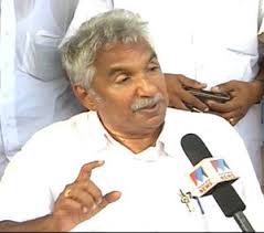 kerala-cm-oommen-chandy-hits-out-at-opposition-leader-vs-achuthanandan