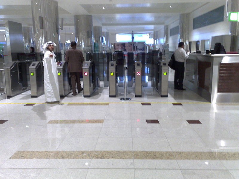 dubai-airport-option-emirates-id-through-e-gate