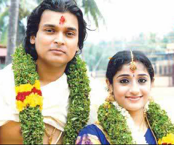 the-relationship-between-rahul-easwar-and-rosin-jolly-rahuls-wife-reacts