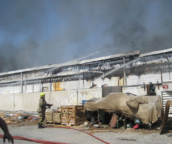 dubai-warehouse-fire-put-out-two-said-to-be-missing