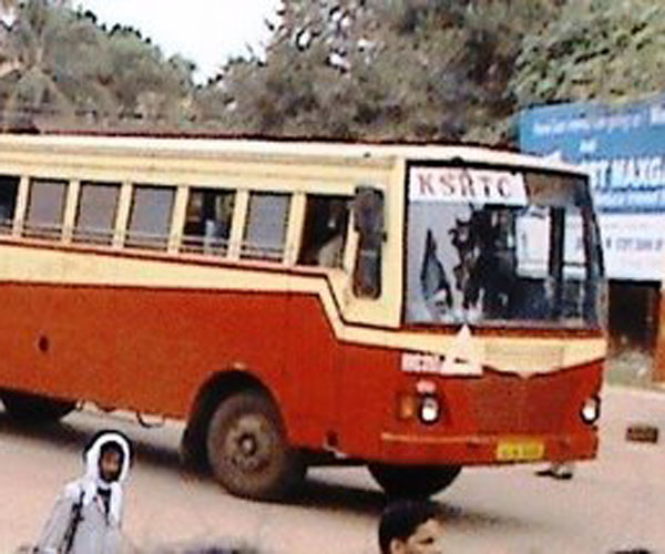 ksrtc-to-cut-down-2000-schedules-to-meet-both-ends