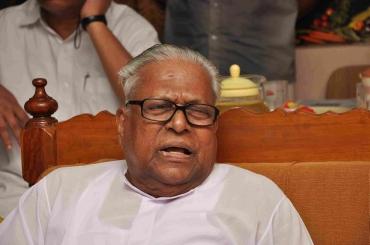 achuthanandan-demands-handover-of-gold-smuggling-case-to-nia