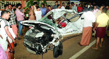 four-persons-were-killed-in-a-road-accident-at-thrissur