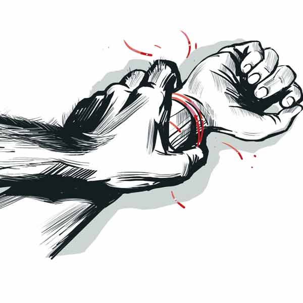 malayalee-nurse-narrowly-escapes-gang-rap-attempt-in-train