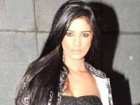 poonam-pandey-website-got-hacked-by-pakistani-hackers