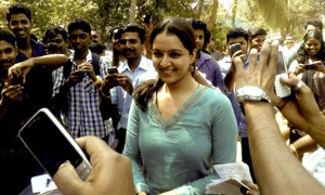 manju-warrier-gets-driving-license