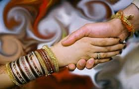 a-man-married-his-lover-in-textiles