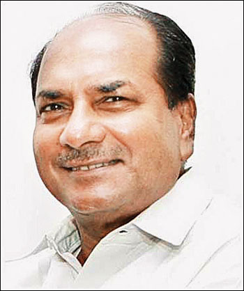 antony-is-living-gandhi-pranab-mukherjee