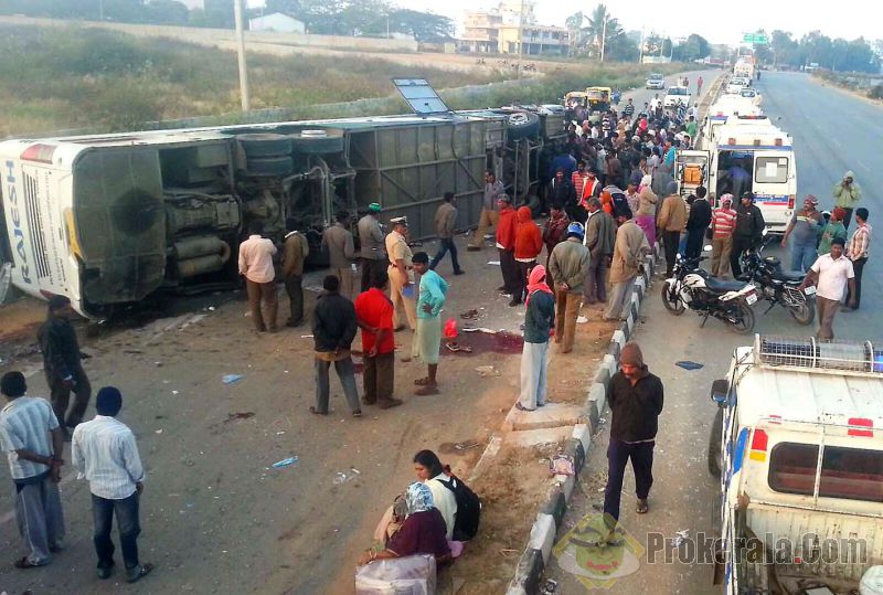 11-killed-in-buss-accident-on-pune-bangloor-national-highway