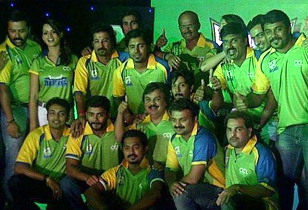 kerala-strikers-team-members-deplaned-for-misbehaving-with-airline-crew