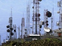 supreme-court-thumbs-up-to-spectrum-auction-refuses-relief-to-vodafone-india-bharti-airtel-loop-mobile