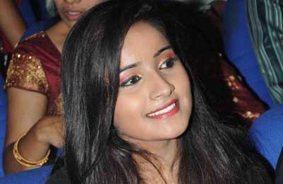 young-actress-vindhya-attempts-suicide