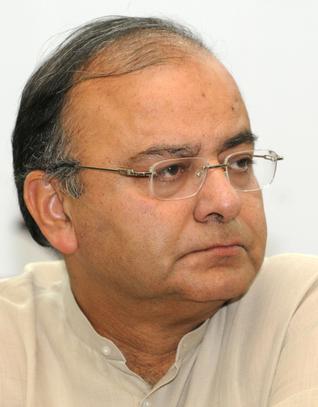 arun-jaitleys-amritsar-tour-starts-with-balloon-blasts