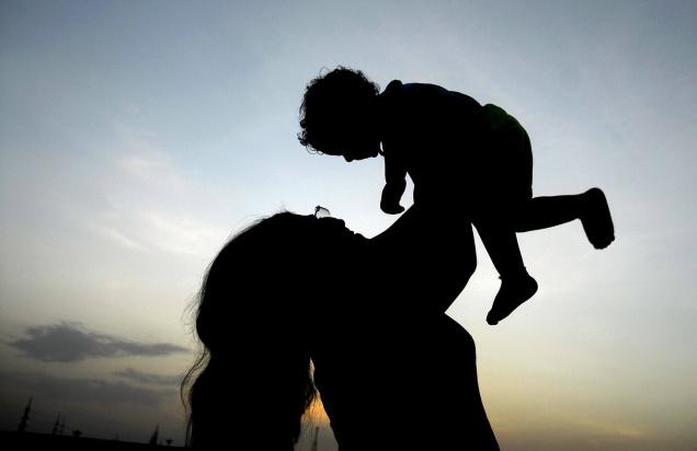 mom-arrested-for-leaving-toddler-in-car-to-go-to-night-club