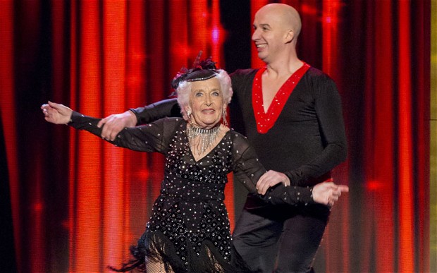 80-year-old-grannys-salsa-shocks-the-audience