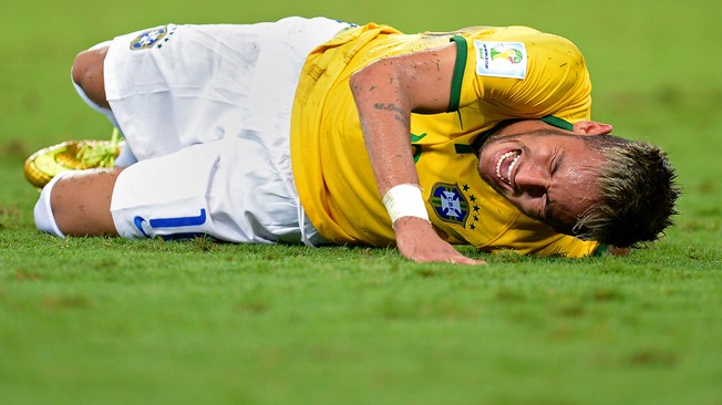 neymar-out-of-world-cup-with-broken-bone-in-his-back