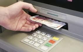 jobless-youth-finds-unlocked-atm-with-rs-24-lakh