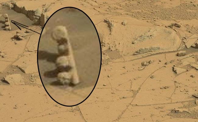 nasas-curiosity-clicks-picture-of-a-traffic-signal-on-mars