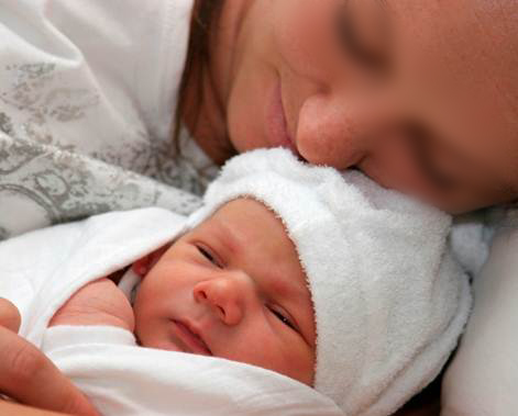 woman-gives-birth-2hours-after-learning-shes-pregnant