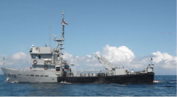 one-dead-4-missing-as-navy-ship-sinks-near-visakhapatnam