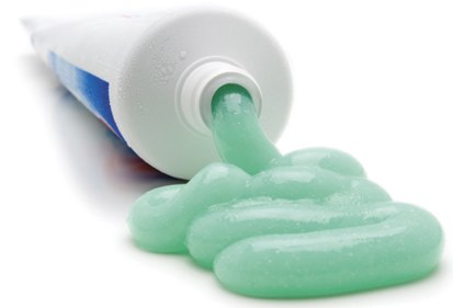 benefits-of-using-toothpaste