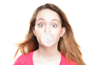 chewing-gum-can-cause-headaches
