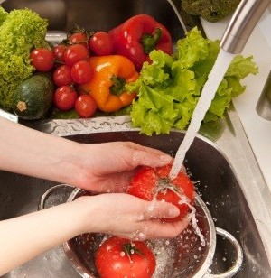 natural-ways-to-remove-pesticides-from-fruits-and-vegetables