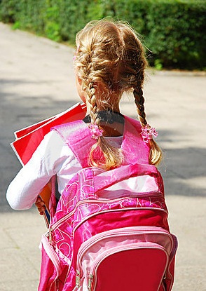 girl-takes-newborn-to-school-in-plastic-bag