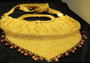 rs-120-decrease-in-gold-price