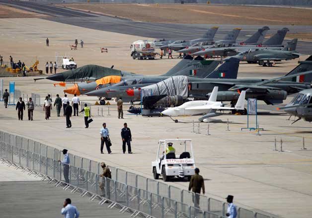 pm-narendra-modi-inaugurates-aero-india-2015