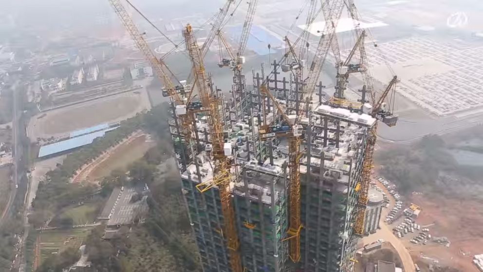 chinese-company-builds-57-floor-skyscraper-in-just-19-days