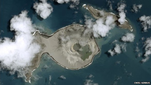 eruption-of-hunga-tonga-volcano-forms-new-island
