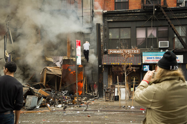new-york-explosion-ignites-fire-fells-buildings-and-injures-at-least-19