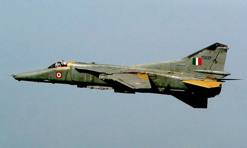 mig-27-crashes-in-bengal-2-civilians-die