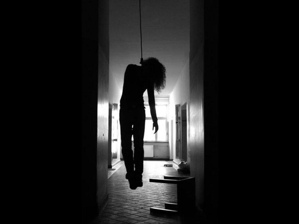 refused-toilet-at-home-girl-commits-suicide