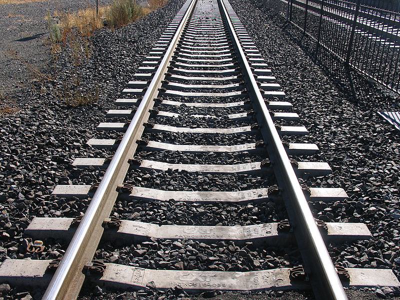 two-girls-found-dead-in-railway-track