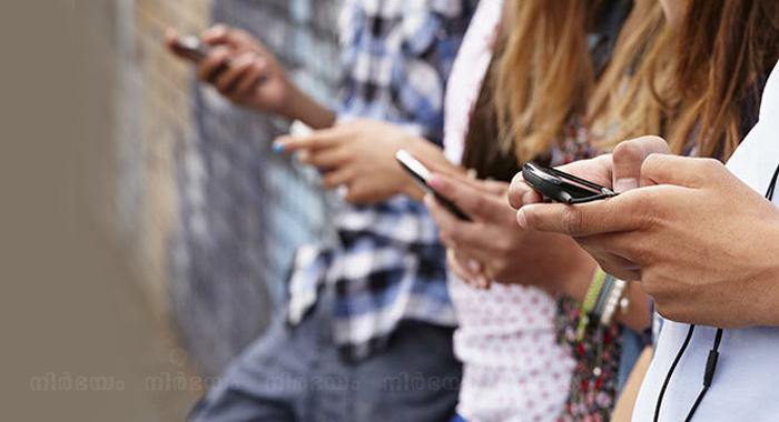 use-facebook-over-two-hours-everyday-may-lead-poor-mental-health