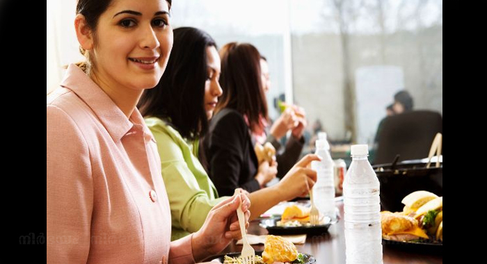 lunch-at-work-place-things-to-know