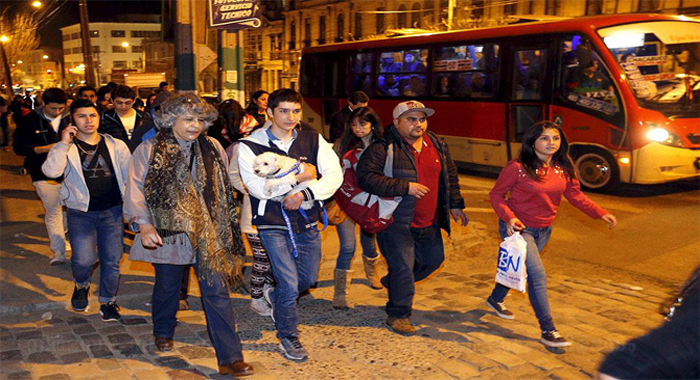 powerful-chile-quake-kills-two-sparks-tsunami-alert