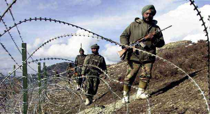 2-indian-2-pakistani-soldiers-dead-in-kashmir-2