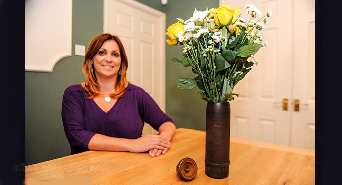 mum-discovers-the-vase-shes-used-for-30-years-is-an-unexploded-bomb
