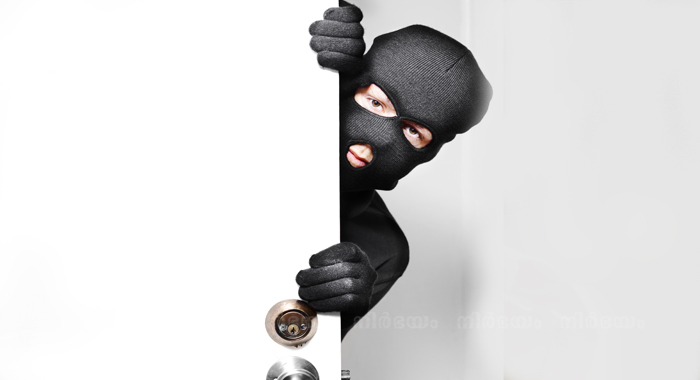 thief-returns-money-to-owners-after-know-they-are-orphans