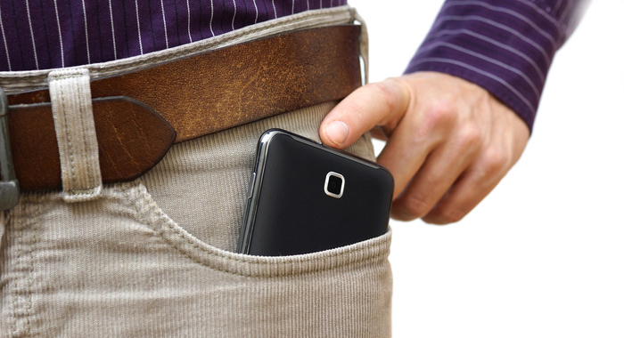 mobile-in-pocket