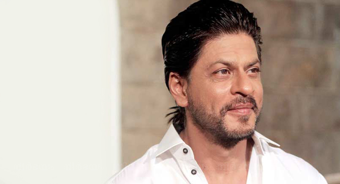 rohit-shetty-gifts-shah-rukh-khan-a-new-ride-harley-davidso