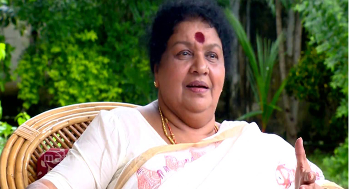 72-year-old-actress-kaviyoor-ponnamma-waiting-first-time-voting-experience