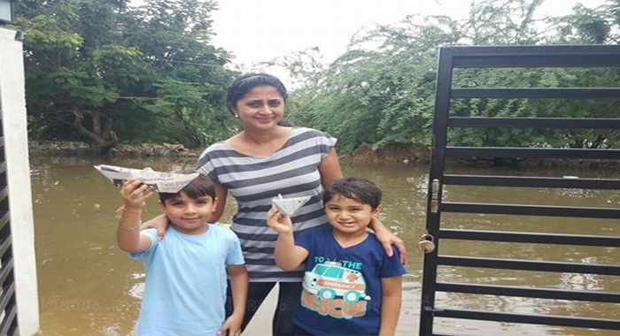 actress-kaniha-family-suffering-flood