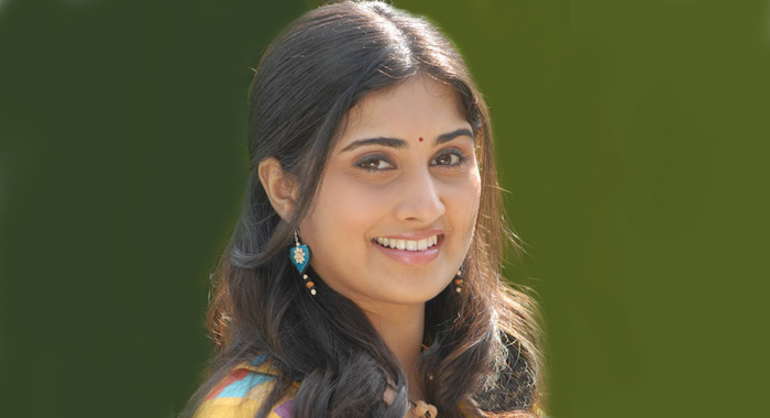producer-faizal-latheef-says-news-against-actress-shamili-is-fake