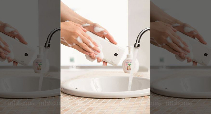 worlds-first-washable-smartphone-to-debut-in-japan